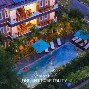 https://the-cliff-boutique-village.hotelsofhoian.com