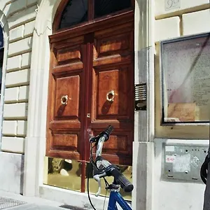 https://bb-niko.it-romehotels.com